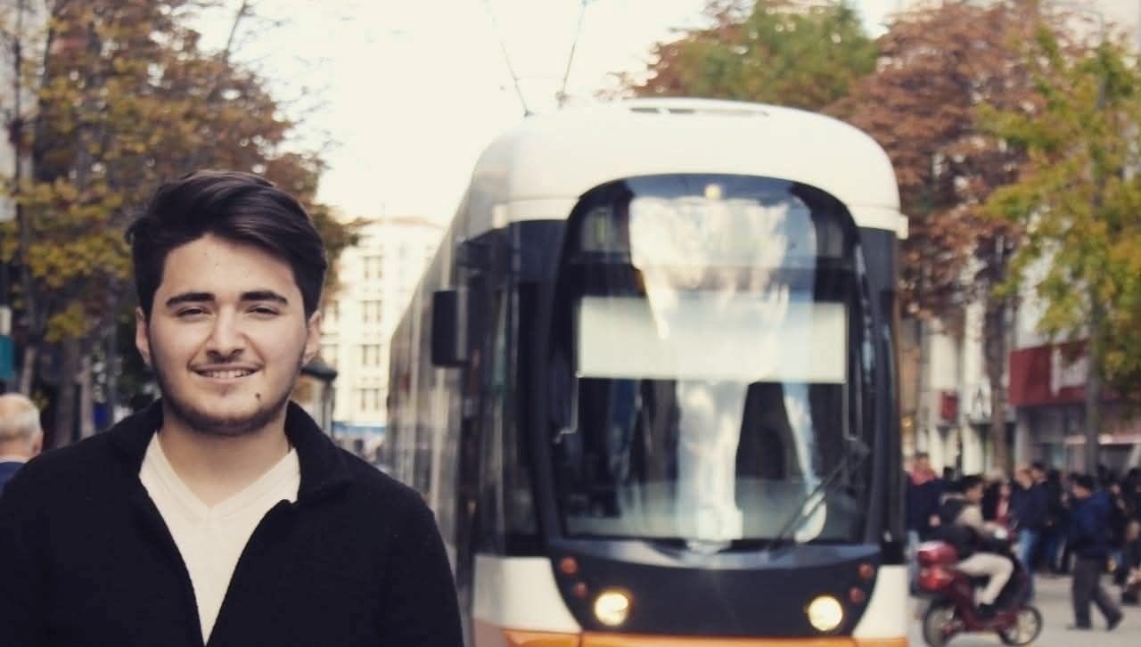 iki ay once evlenen genc trafik kazasinda hayatini kaybetti hXcZ2Gnr