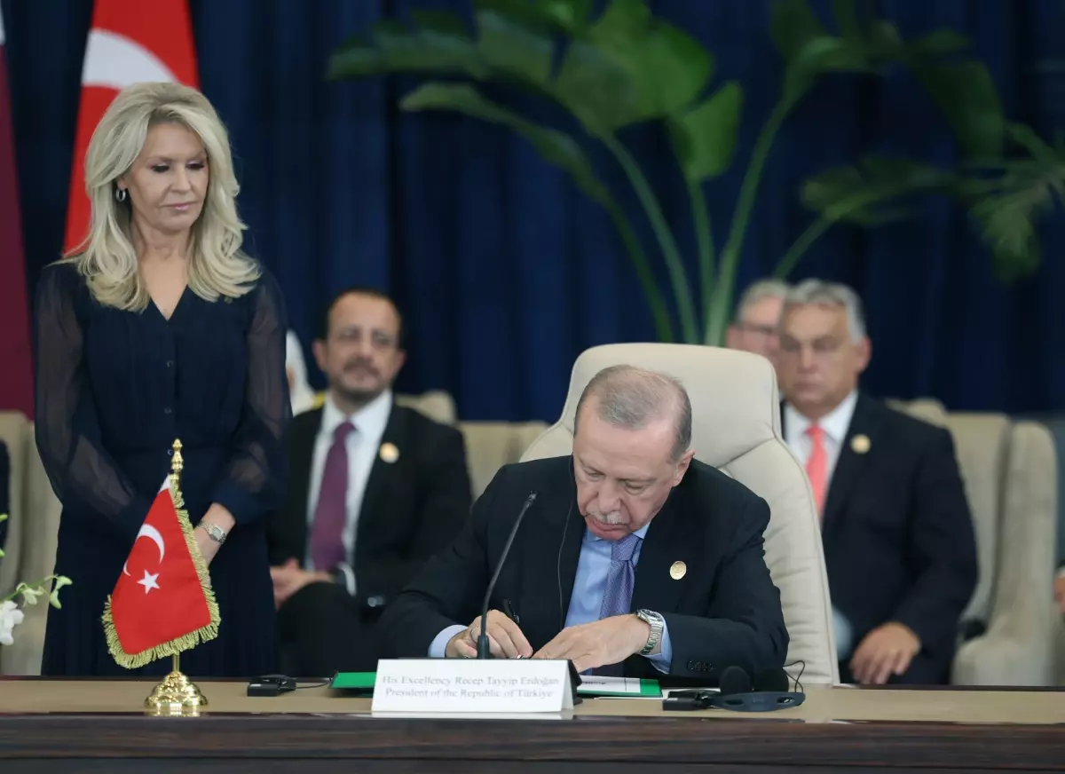 cumhurbaskani erdogan sarm el seyh anlasmasi imza torenine katildi ltDij8R5.jpg