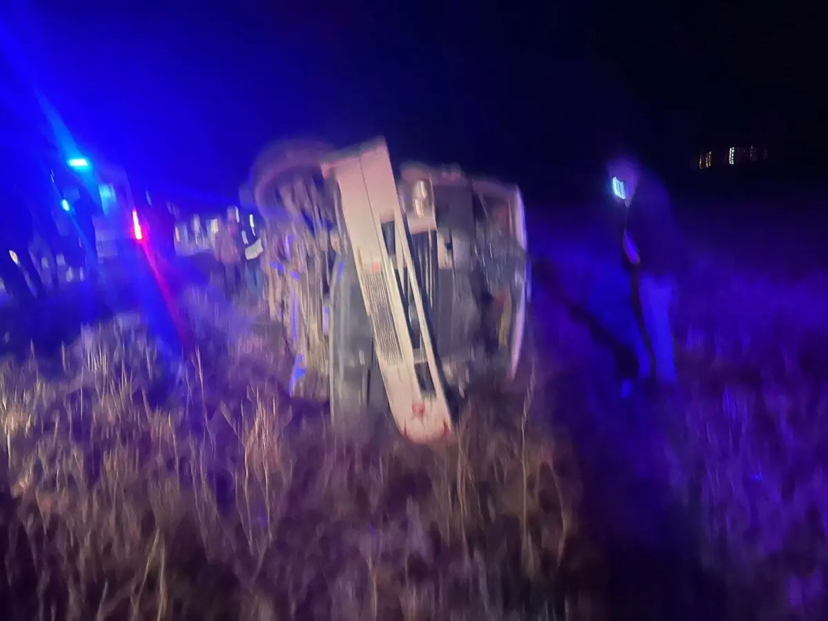 kadinhaninda tarim iscilerini tasiyan minibus kazasi wN42Z3yh.jpg