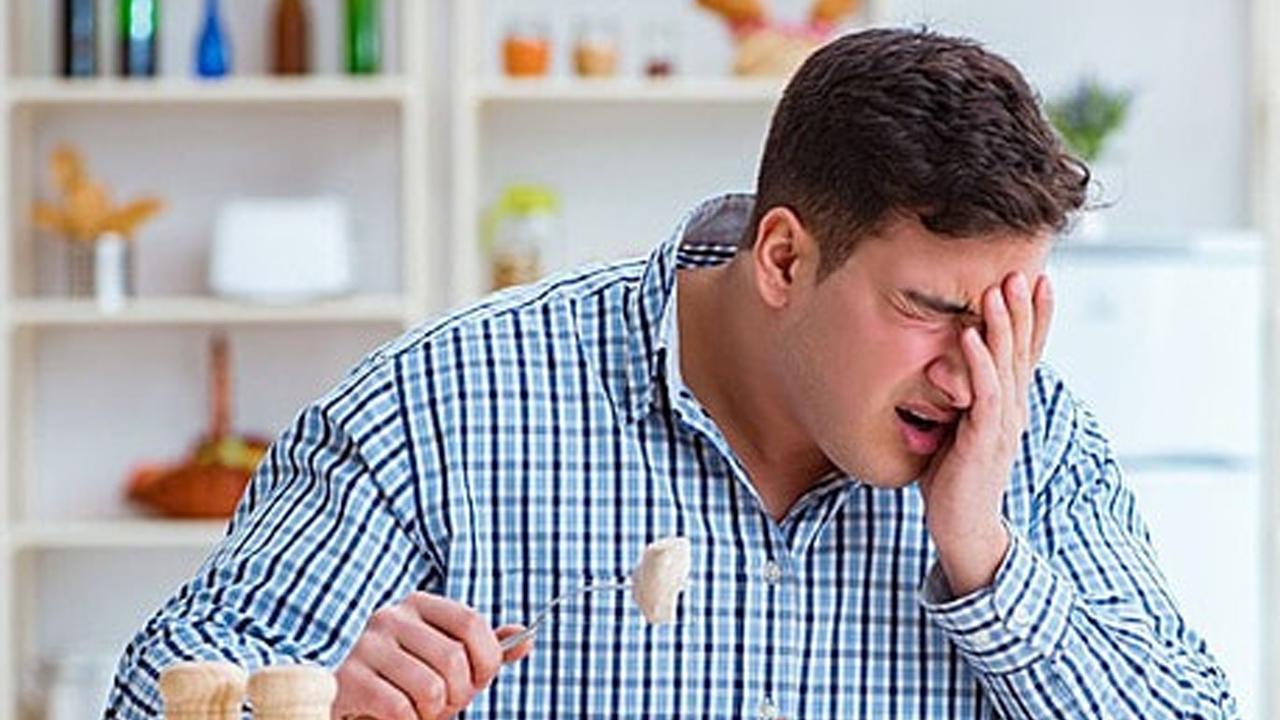 Ömrünüzden götürüyor! Dakikalarınızı sinsice çalan 5 yiyecek açıklandı