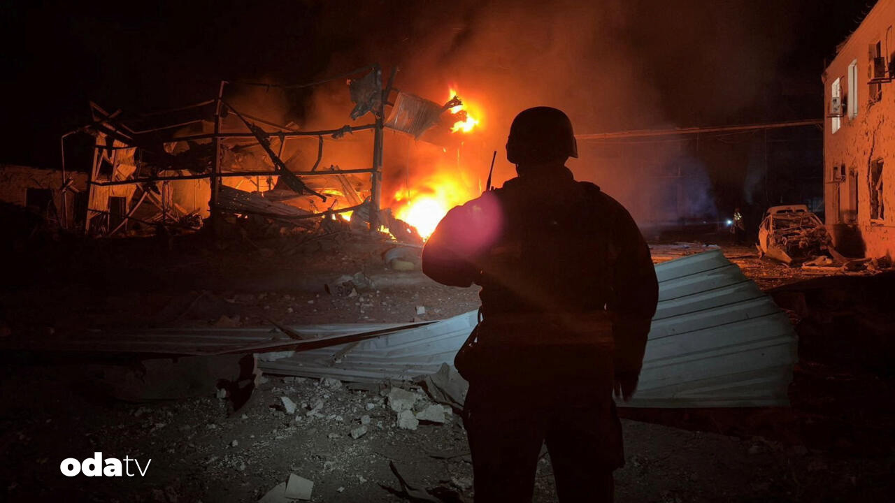 rusya gece saatlerinde ukraynaya 500 drone ile saldirdi TYqeIN5w