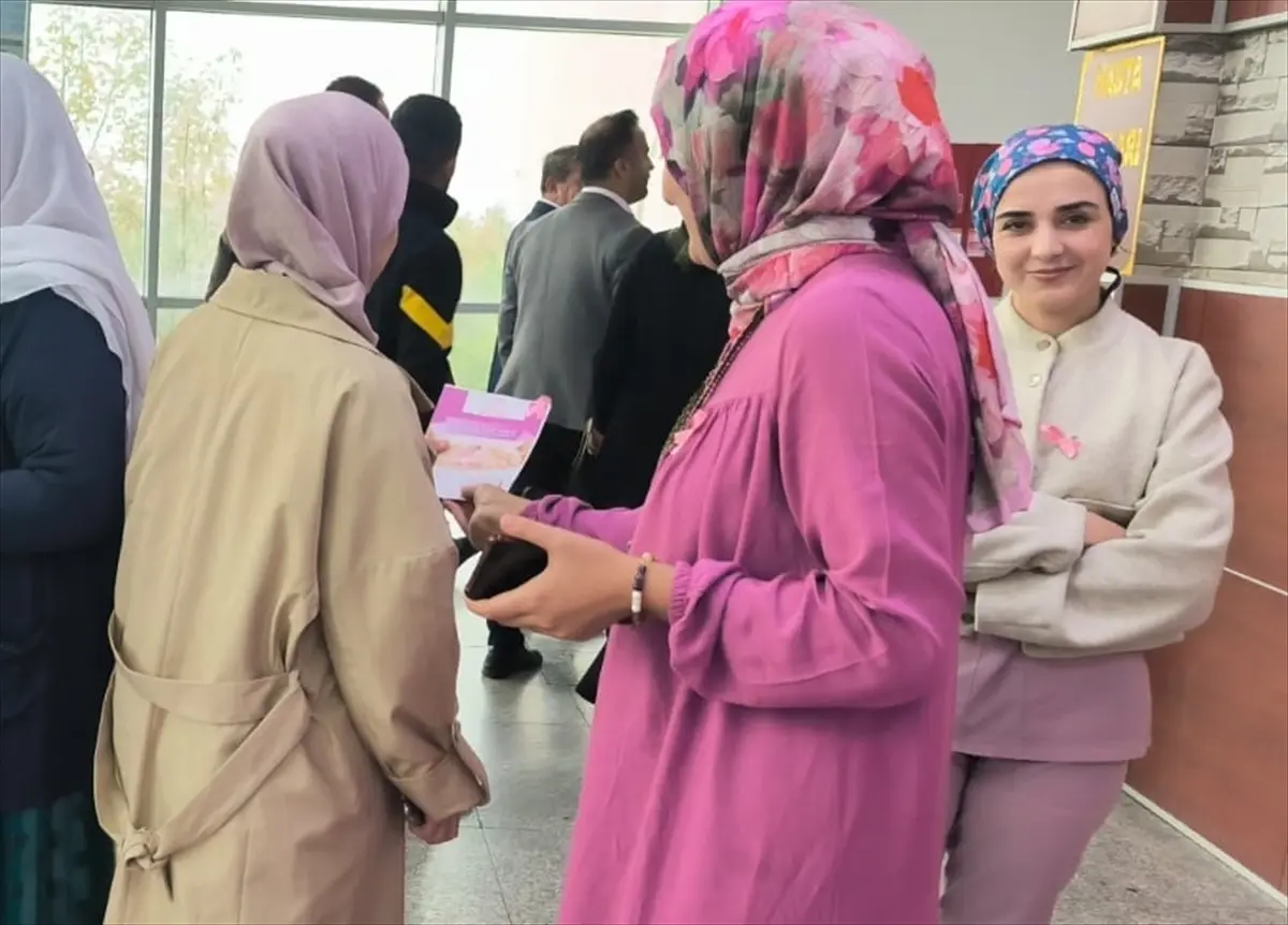 sirnakta meme kanseri farkindalik etkinligi duzenlendi 9BllIb8L.jpg